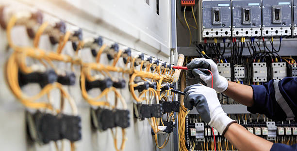 Professional Electrician technician working in Totowa, NJ